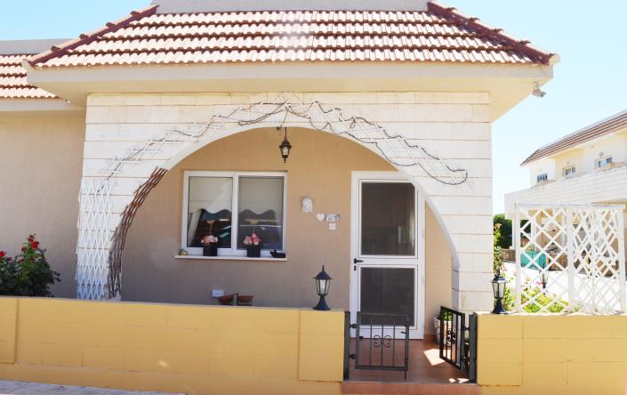 Image No.2-3 Bed Bungalow for sale