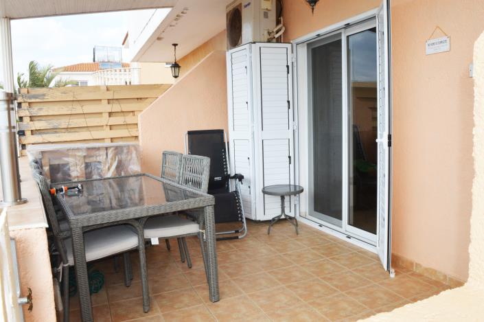 Image No.2-2 Bed Townhouse for sale