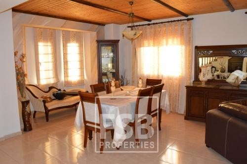 Image No.10-3 Bed Villa for sale