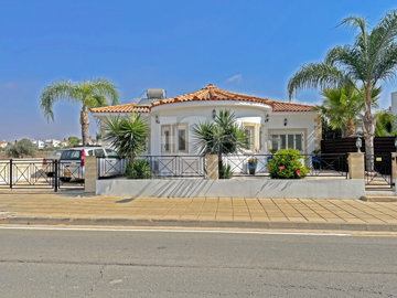 Bungalow de 3 chambres à vendre à Ayia Thekla