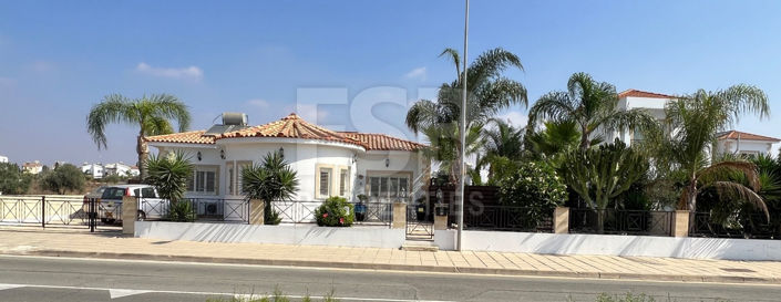 Image No.2-Bungalow de 3 chambres à vendre à Ayia Thekla