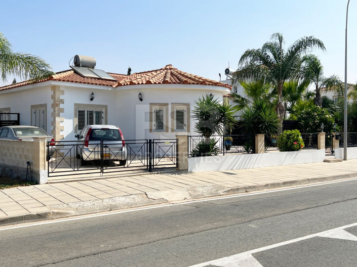 Image No.3-Bungalow de 3 chambres à vendre à Ayia Thekla