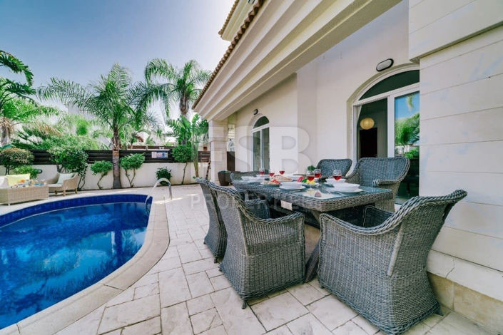 Image No.3-2 Bed Villa for sale