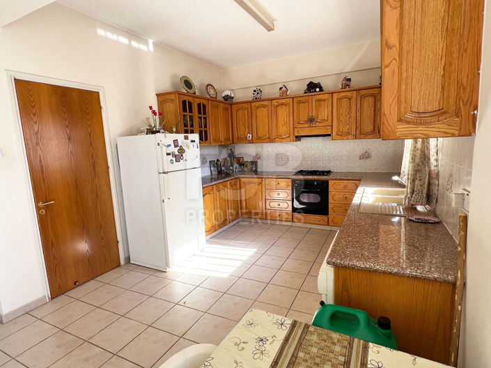 Image No.10-3 Bed Villa for sale