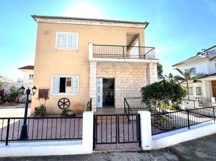 Image No.2-3 Bed Villa for sale