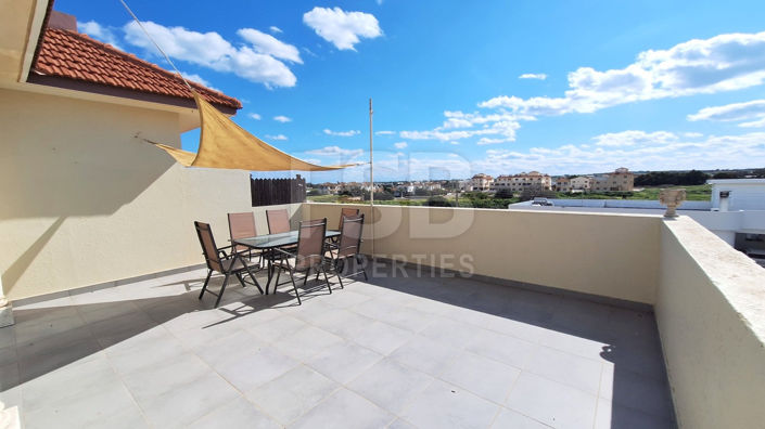 Image No.2-Appartement de 2 chambres à vendre à Xylofagou