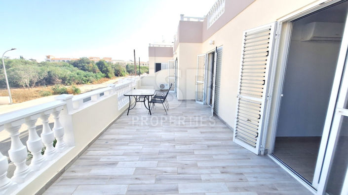 Image No.2-Appartement de 3 chambres à vendre à Kapparis