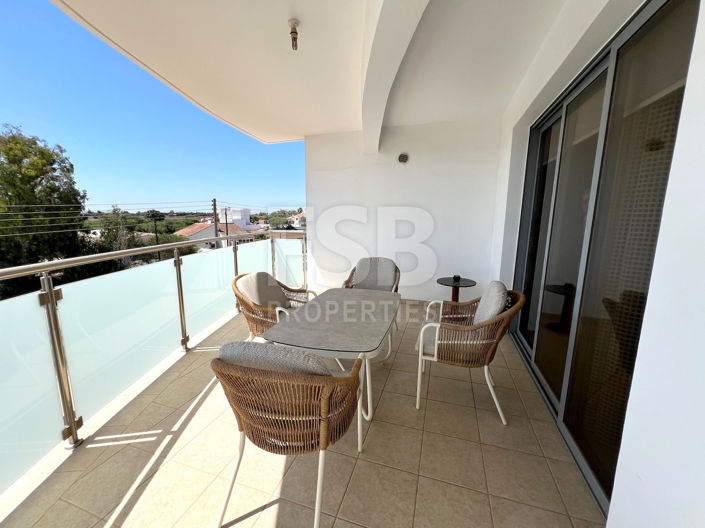 Image No.2-Appartement de 3 chambres à vendre à Frenaros