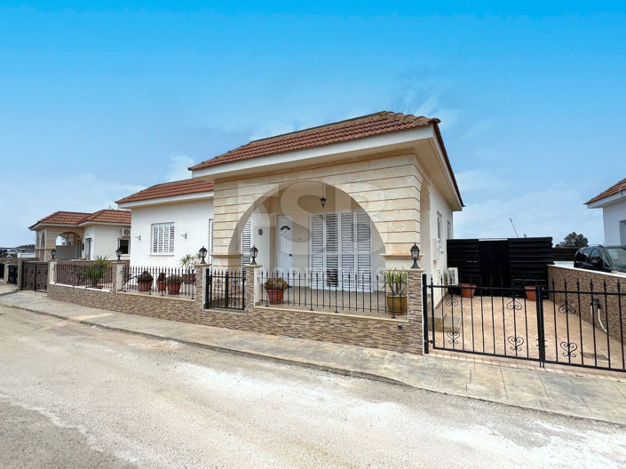 Image No.1-2 Bed Bungalow for sale