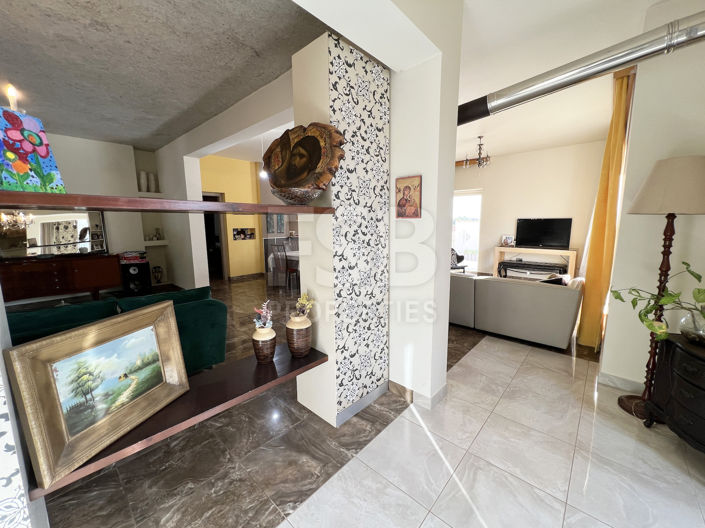 Image No.11-4 Bed Bungalow for sale