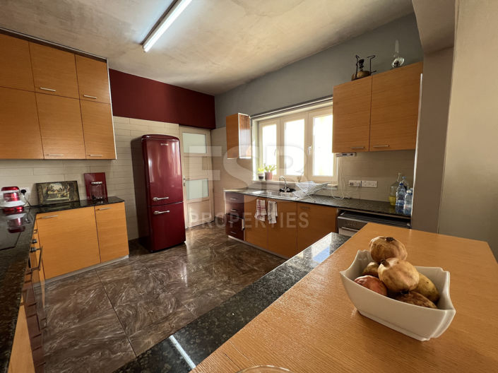 Image No.17-4 Bed Bungalow for sale