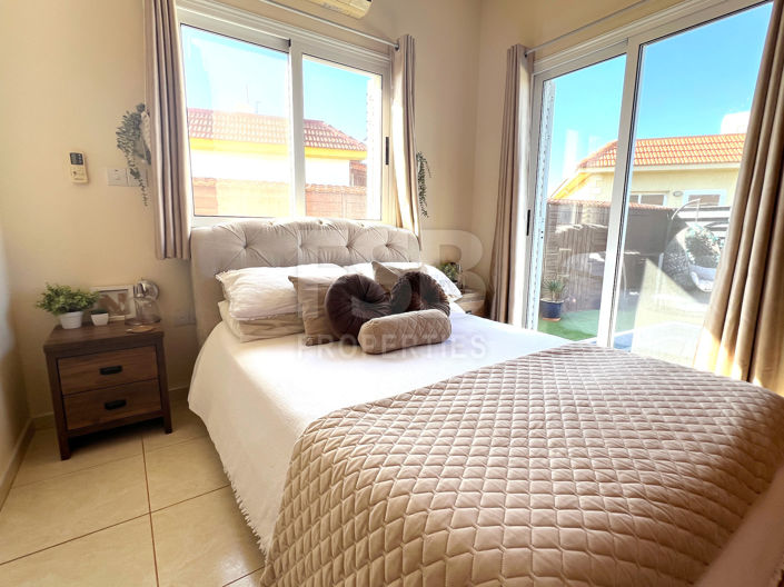 Image No.11-2 Bed Bungalow for sale