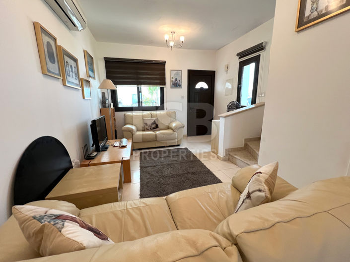 Image No.11-2 Bed Townhouse for sale