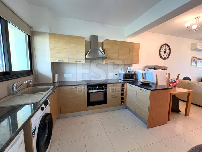 Image No.13-2 Bed Townhouse for sale