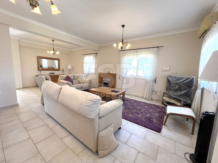 Image No.10-3 Bed Villa for sale