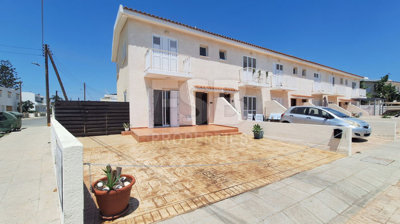1 - Paralimni, Townhouse