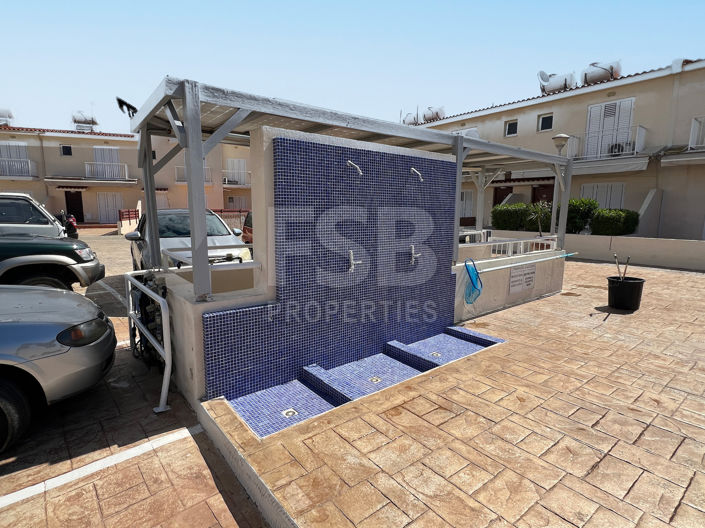 Image No.17-2 Bed Townhouse for sale