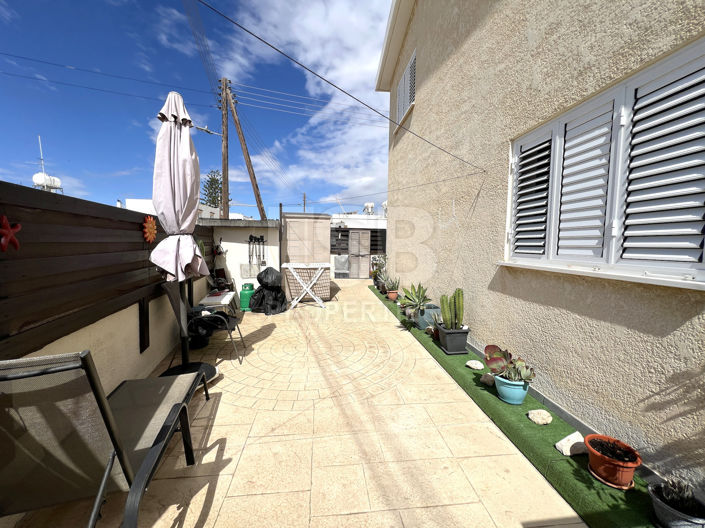 Image No.3-2 Bed Townhouse for sale