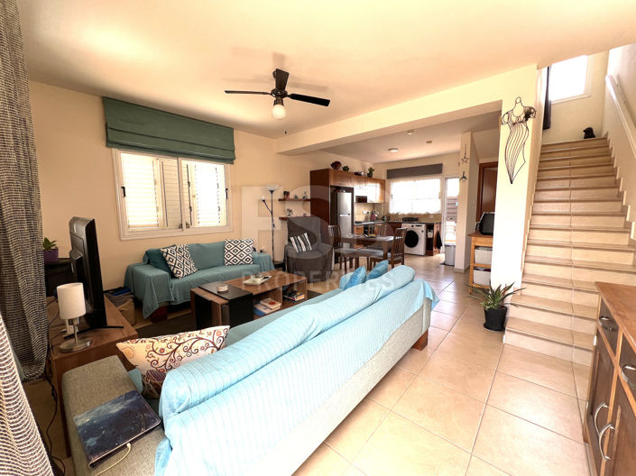 Image No.8-2 Bed Townhouse for sale