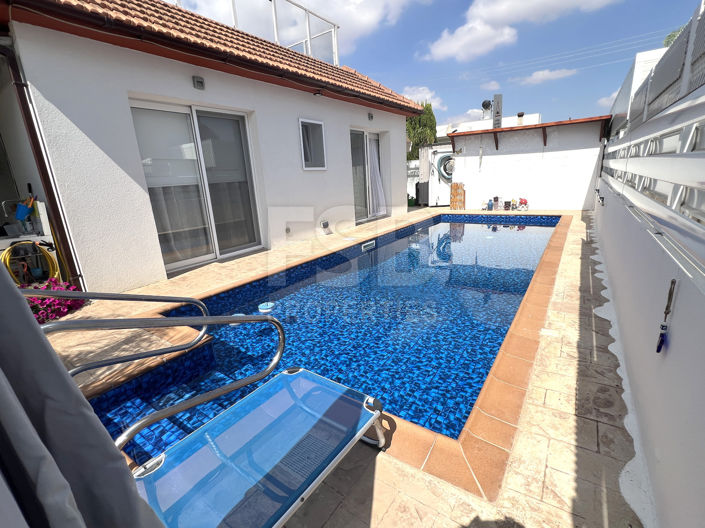 Image No.21-3 Bed Bungalow for sale