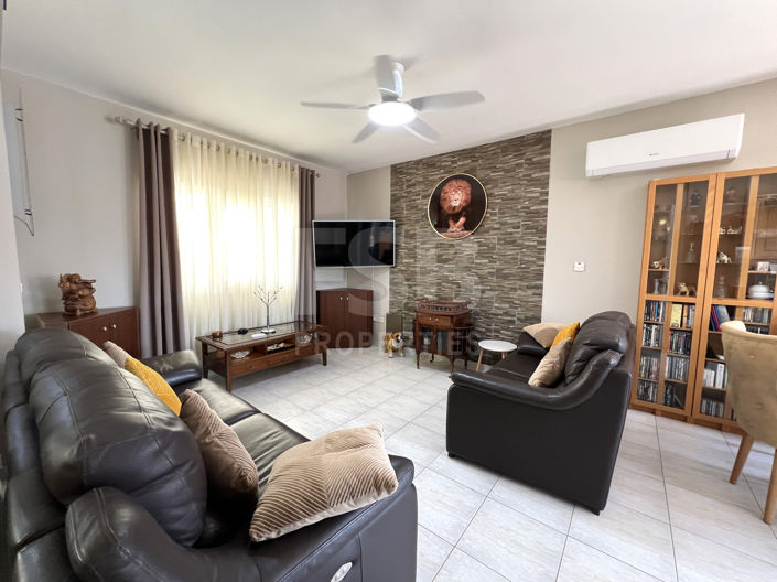 Image No.8-3 Bed Villa for sale