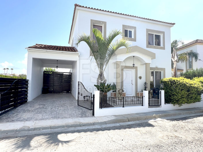 Awesome and Immaculate 3 Bed Detached villa with Deeds - Vrysoulles