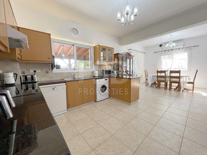 Image No.11-3 Bed Villa for sale