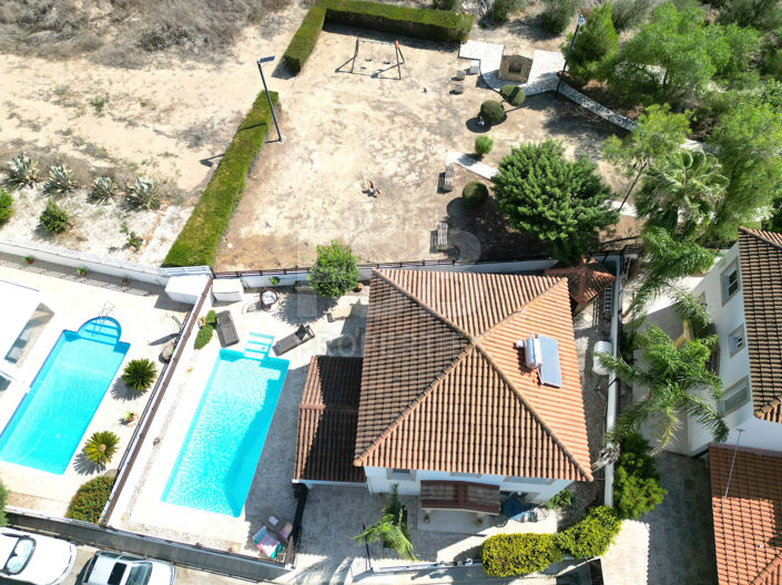 Image No.5-3 Bed Villa for sale