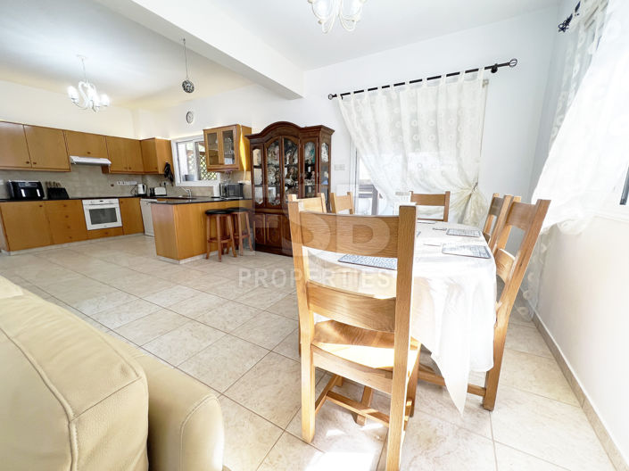 Image No.9-3 Bed Villa for sale