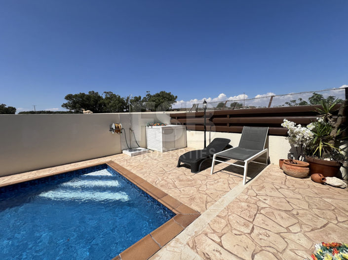 Image No.19-3 Bed Villa for sale