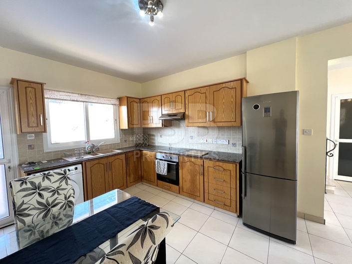 Image No.10-2 Bed Villa for sale