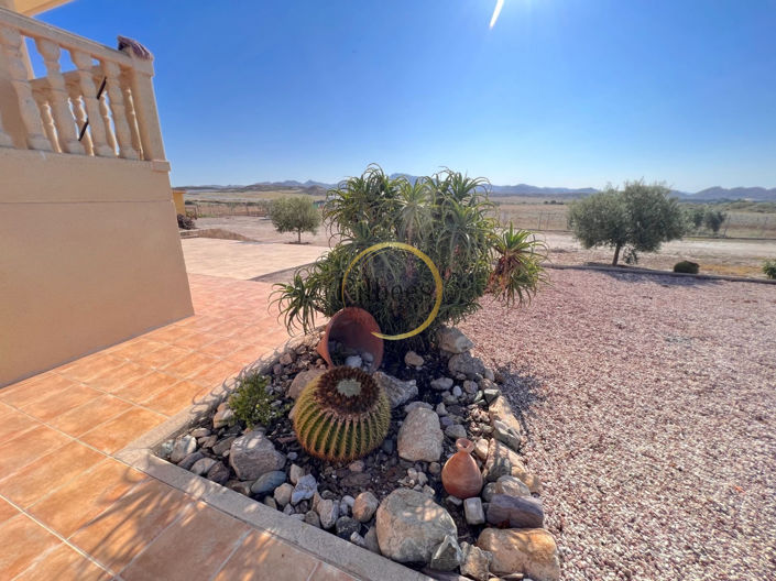 Image No.25-3 Bed Country House for sale