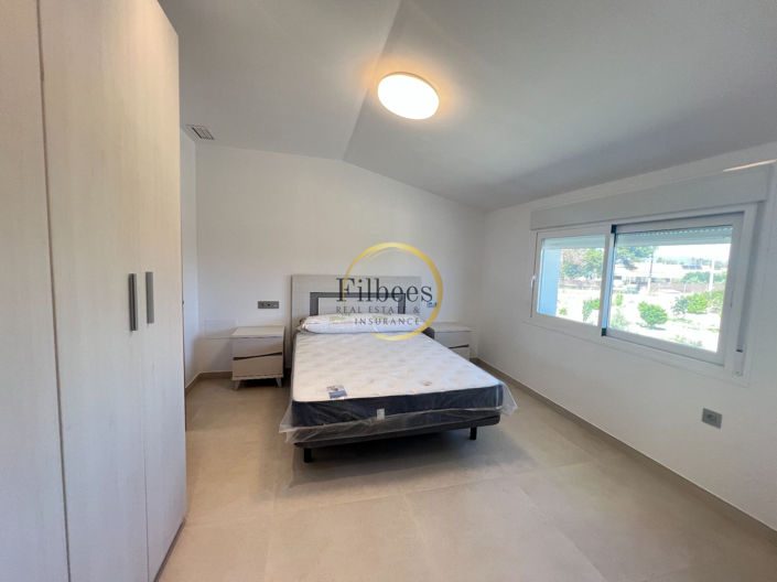 Image No.15-5 Bed Country House for sale