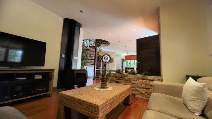 Image No.11-5 Bed Country House for sale