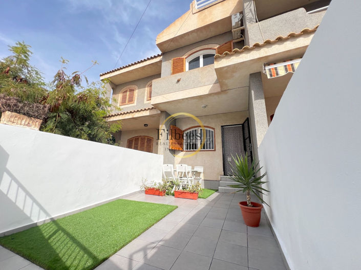 Image No.1-2 Bed Townhouse for sale
