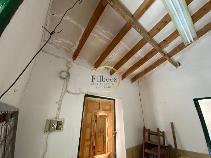 Image No.20-5 Bed Country House for sale