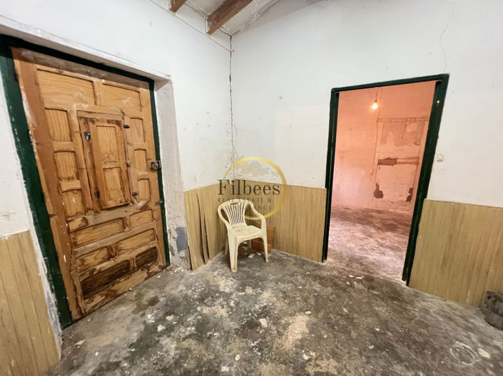 Image No.19-5 Bed Country House for sale