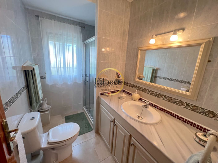 Image No.11-5 Bed House for sale