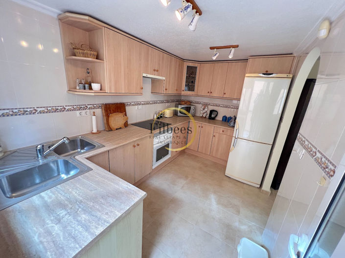 Image No.14-5 Bed House for sale