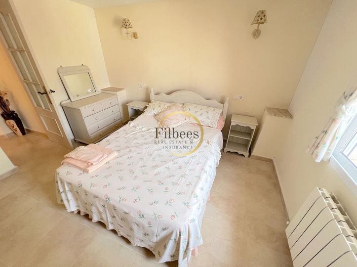 Image No.21-5 Bed House for sale