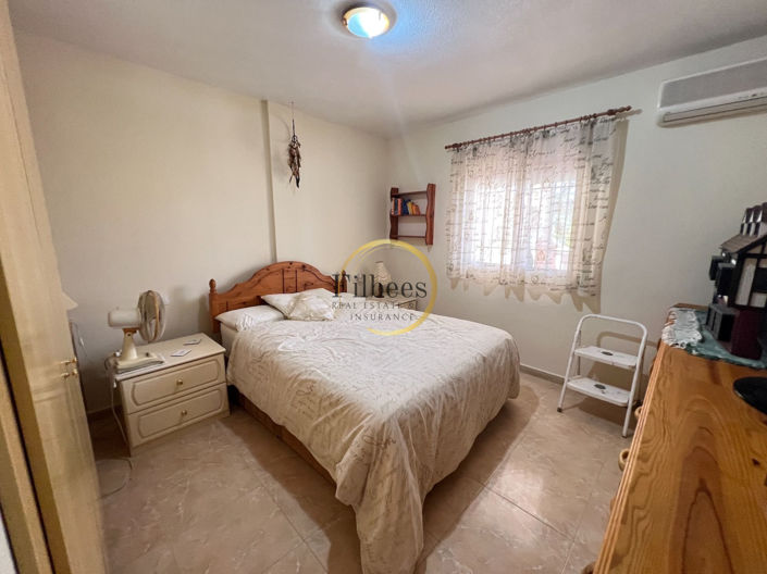 Image No.9-5 Bed House for sale