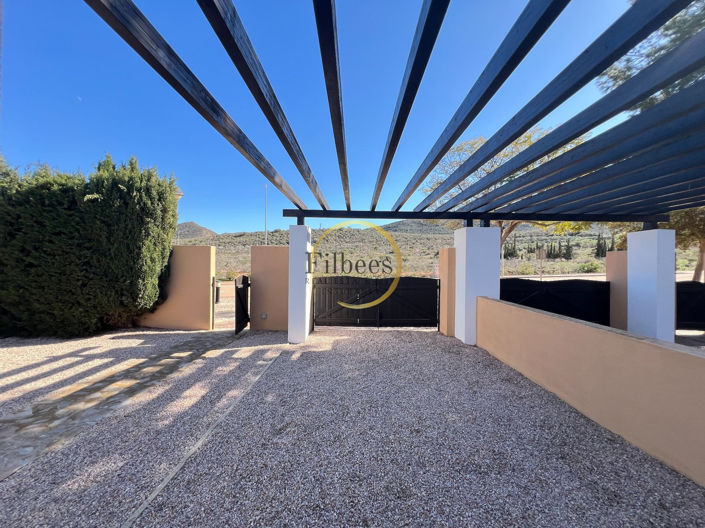 Image No.13-2 Bed Townhouse for sale