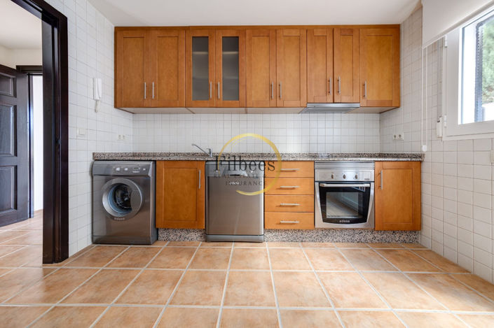 Image No.8-3 Bed Villa for sale