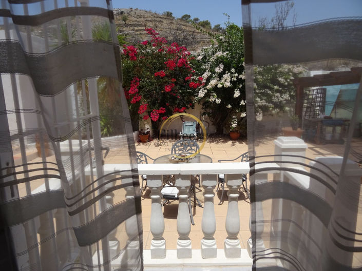 Image No.11-Maison de campagne de 3 chambres à vendre à Perin