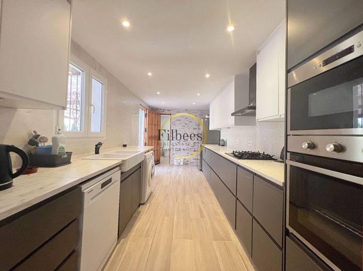 Image No.12-Maison de campagne de 3 chambres à vendre à Perin