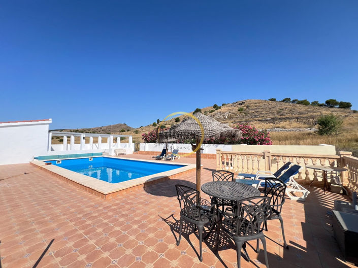 Image No.21-Maison de campagne de 3 chambres à vendre à Perin