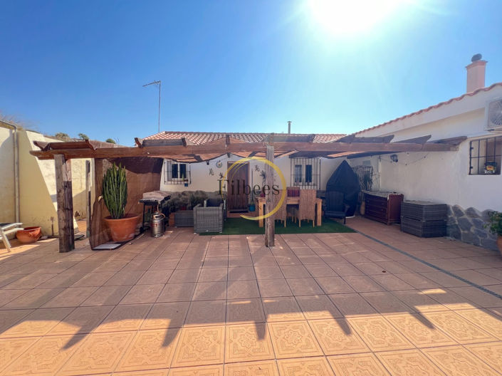 Image No.24-Maison de campagne de 3 chambres à vendre à Perin