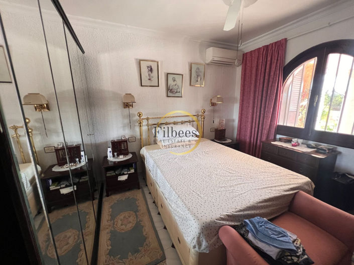 Image No.12-3 Bed Villa for sale