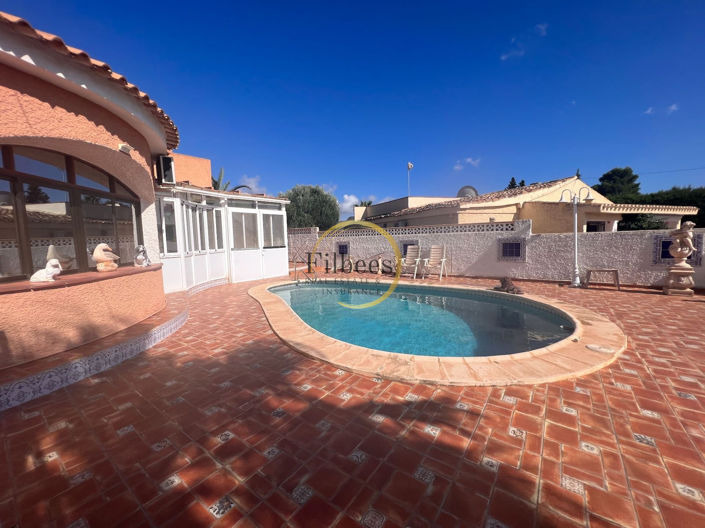 Image No.21-3 Bed Villa for sale