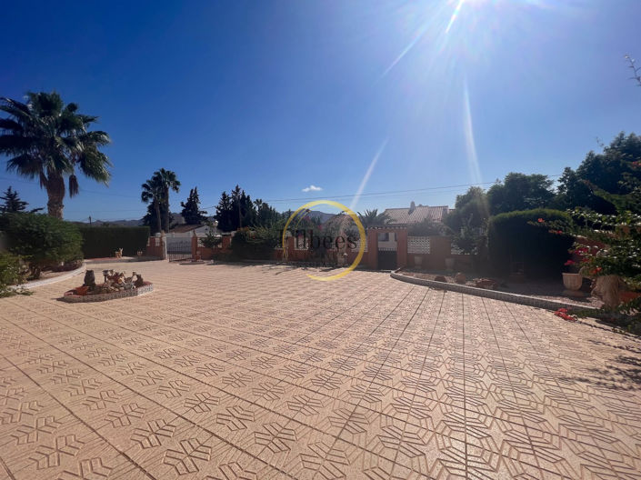 Image No.27-3 Bed Villa for sale